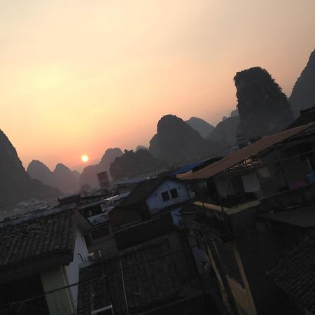 Monkey Jane'S Guesthouse Yangshuo Exterior photo