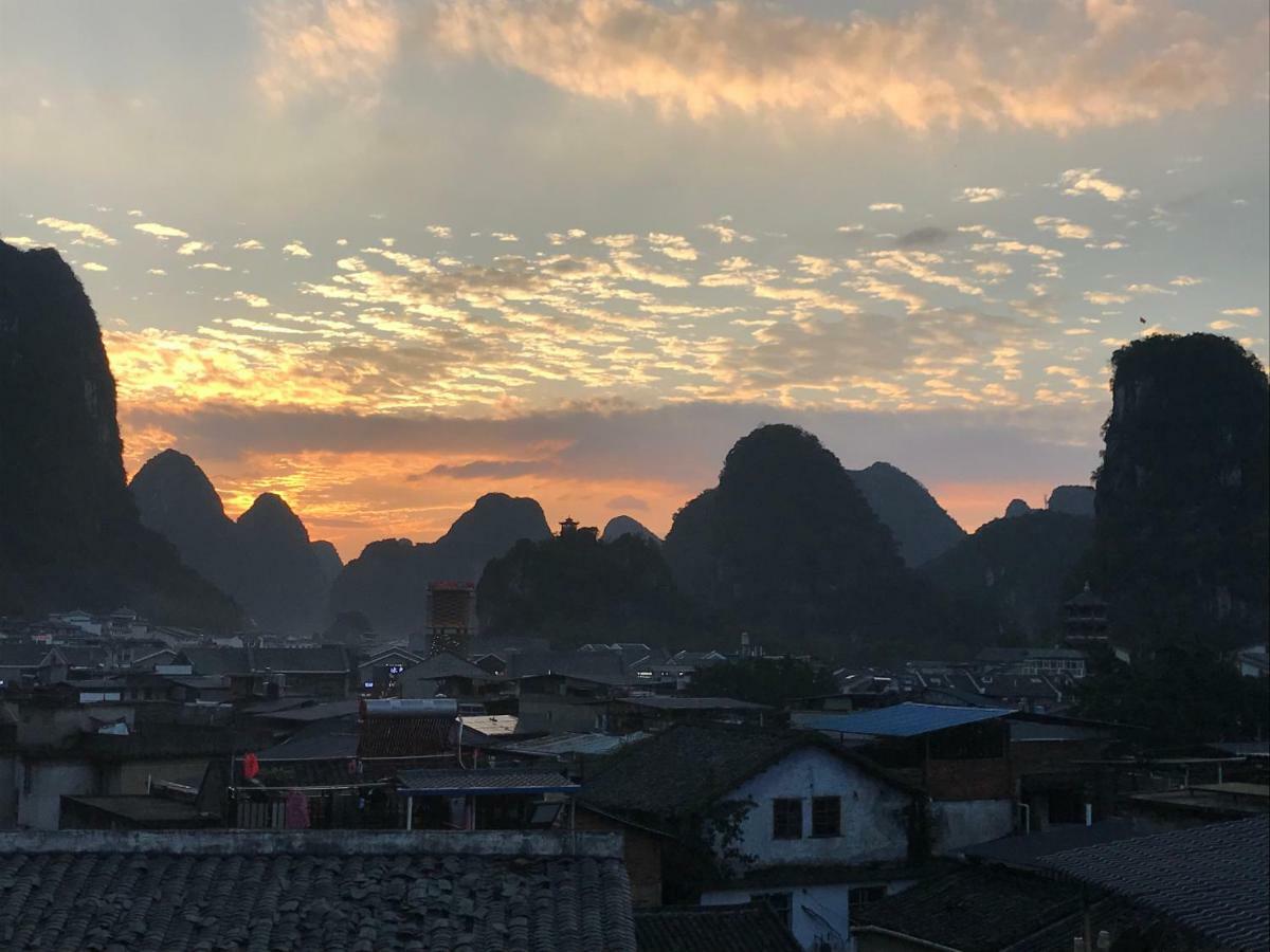 Monkey Jane'S Guesthouse Yangshuo Exterior photo